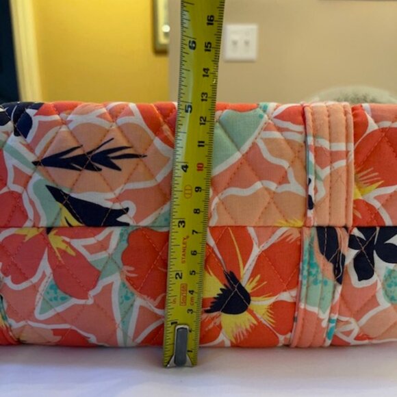 VERA BRADLEY | Rainforest Lily Coral Pattern Tote-Like NEW! - Picture 14 of 16